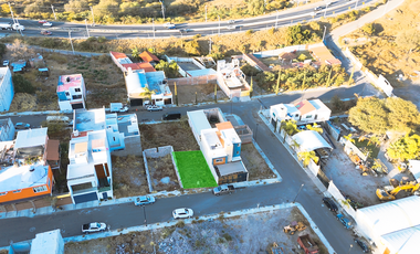 Terreno en venta en Praderas del Bosque, Corregidora, Querétaro.