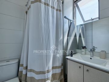 Moderno departamento de 2 dormitorios estilo mariposa en Plaza Egaña