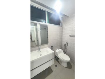 SE VENDE APARTAMENTO EN BELLA VISTA CON HERMOSA VISTA