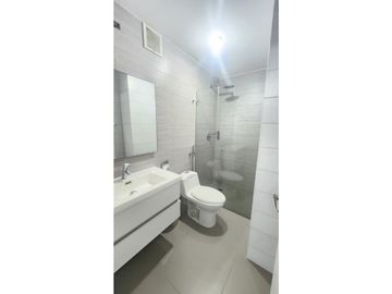 SE VENDE APARTAMENTO EN BELLA VISTA CON HERMOSA VISTA