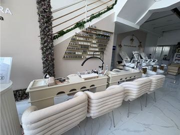 🚀SAN FRANCISCO- Local de 160 m² en Plaza Comercial A.A