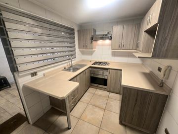 VENTA CASA 3P  EN  CONDOMINIO LOS NARANJOS 152 MTS2