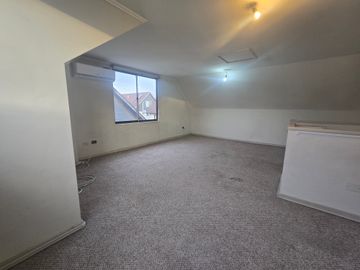 VENTA CASA 3P  EN  CONDOMINIO LOS NARANJOS 152 MTS2