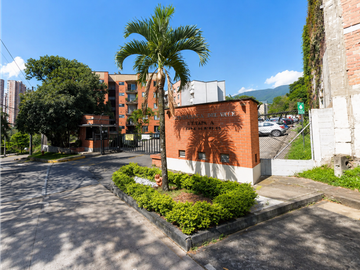 Se Arrienda Apartamento en Colina De Asis Etapa A, Ditaires