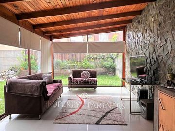 Torreones casa con gran quincho