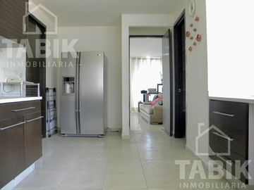 Se vende o renta casa en Lomas Contry Club con doble filtro de seguridad
