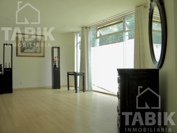 Se vende o renta casa en Lomas Contry Club con doble filtro de seguridad