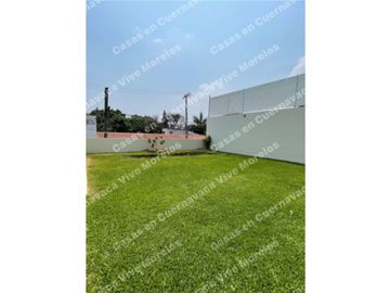 EN VENTA CASA NUEVA EN RESIDENCIAL A 5 MIN DE SUR DE CUERNA
