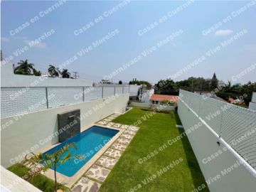 EN VENTA CASA NUEVA EN RESIDENCIAL A 5 MIN DE SUR DE CUERNA