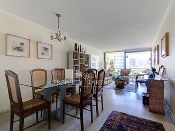 ¡Tu nuevo hogar en Las Condes te espera!   Vive en un sector residencial, cercano Metro Manquehue.