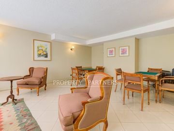 ¡Tu nuevo hogar en Las Condes te espera!   Vive en un sector residencial, cercano Metro Manquehue.