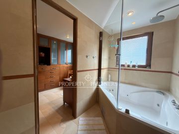 Maravillosa Casa en Venta en Puerto Velero