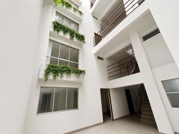 Hermoso Departamento Flat En Venta En Urb Alpamayo, límite con La Molina