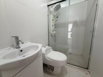 Hermoso Departamento Flat En Venta En Urb Alpamayo, límite con La Molina