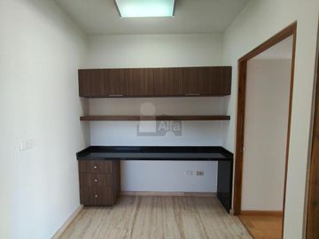 Departamento En Venta / Renta de 3 Recámaras en Colonia Jardín, San Luis Potosí