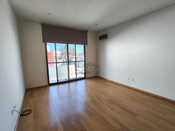 Departamento En Venta / Renta de 3 Recámaras en Colonia Jardín, San Luis Potosí