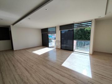 Departamento En Venta / Renta de 3 Recámaras en Colonia Jardín, San Luis Potosí