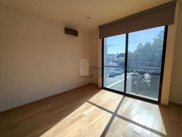 Departamento En Venta / Renta de 3 Recámaras en Colonia Jardín, San Luis Potosí