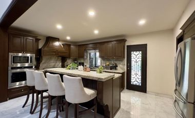 Casa en venta, El Roble en San Nicolas de los Garza, Nuevo León