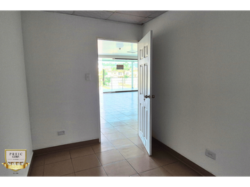 En venta Local en Condado del Rey - PH Condado Mall