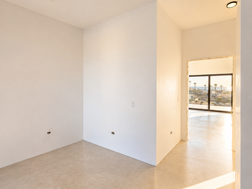Casa nueva, A UNOS METROS DE LA PLAYA