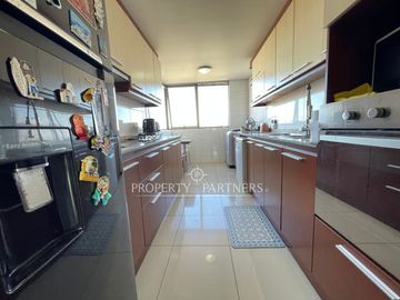 Se vende exclusivo departamento con espectacular vista al mar Costa de Montemar