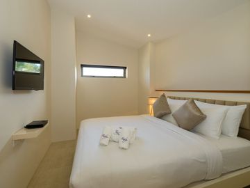 4 bedrooms