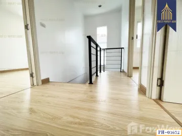 4 Bedroom House for sale in Sam Khok, Pathum Thani