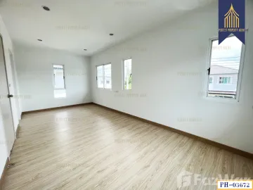 4 Bedroom House for sale in Sam Khok, Pathum Thani