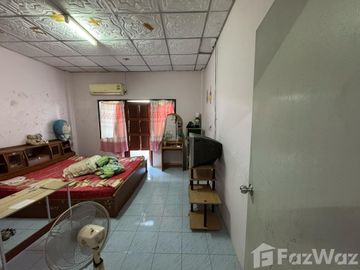 1 Bedroom Townhouse for sale in I Pan, Surat Thani