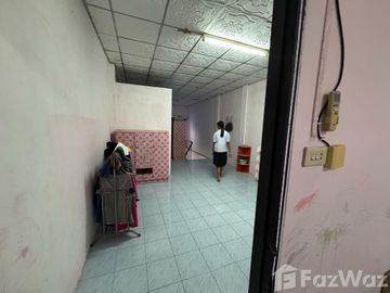 1 Bedroom Townhouse for sale in I Pan, Surat Thani