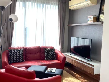 Elegant 1-Bedroom City & Mountain View Condo | -11.63% Below Market Price, Contact Us Now!