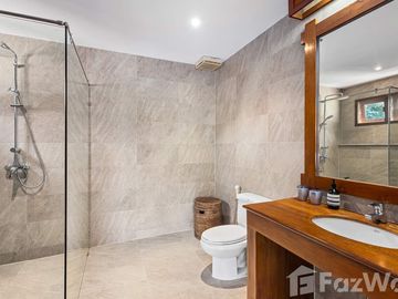 7 Bedroom Villa for sale at Nakatani Village