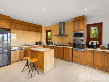7 Bedroom Villa for sale at Nakatani Village