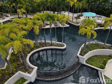 Spacious 45 sqm Studio at Mida Grande Surin - Top Resort