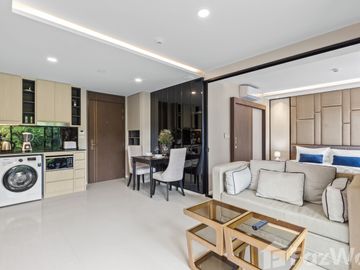 Spacious 45 sqm Studio at Mida Grande Surin - Top Resort