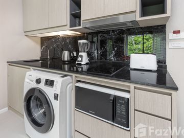 Spacious 45 sqm Studio at Mida Grande Surin - Top Resort