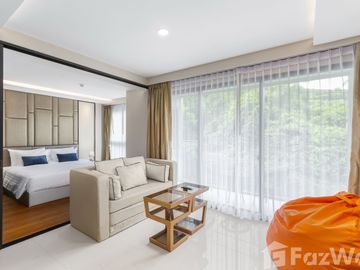 Spacious 45 sqm Studio at Mida Grande Surin - Top Resort