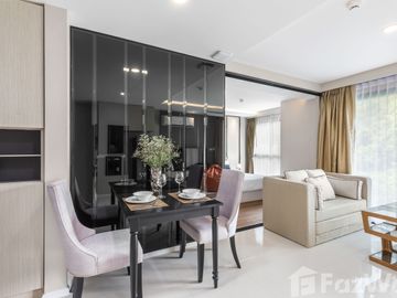 Spacious 45 sqm Studio at Mida Grande Surin - Top Resort