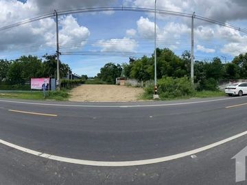 Land for sale in Ban Mo, Phetchaburi