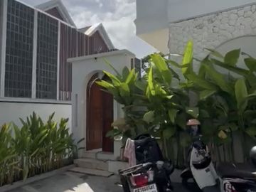 2 Bedroom Villa for sale in Kerobokan, Bali