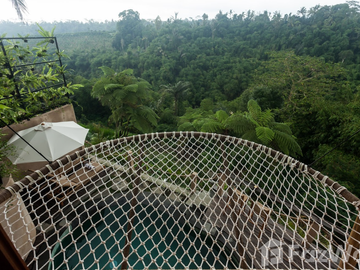 6 Bedroom Villa for sale in Susut, Bali