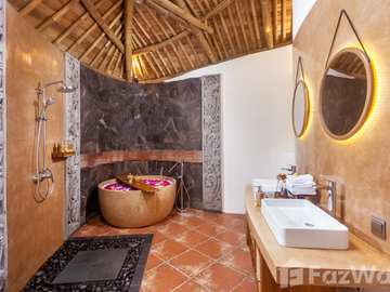 6 Bedroom Villa for sale in Susut, Bali
