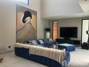 4 Bedroom Villa for sale in Kerobokan, Bali