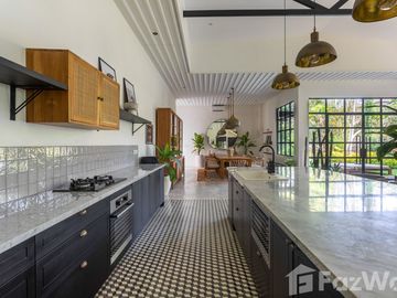5 Bedroom Villa for sale in Pererenan, Bali