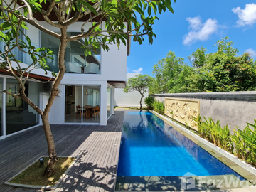 6 Bedroom Villa for sale in Ungasan, Bali