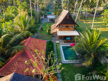 6 Bedroom Villa for sale in Pekutatan, Bali