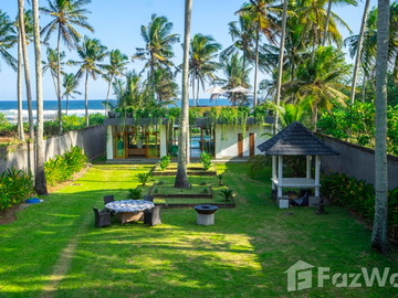 6 Bedroom Villa for sale in Pekutatan, Bali