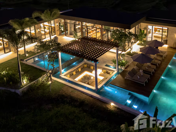 6 Bedroom Villa for sale in Blahbatu, Bali