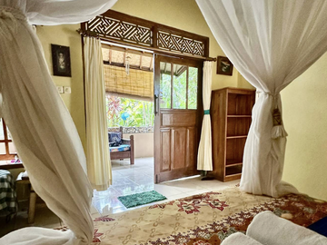7 Bedroom Villa for sale in Tejakula, Bali